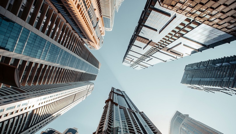 10.2 مليار دولار اجمالي قيمة مبيعات عقارات في دبي قيمة كل منها تجاوزت مليون دولار Photo by Denys Gromov. Source : www.pexels.com