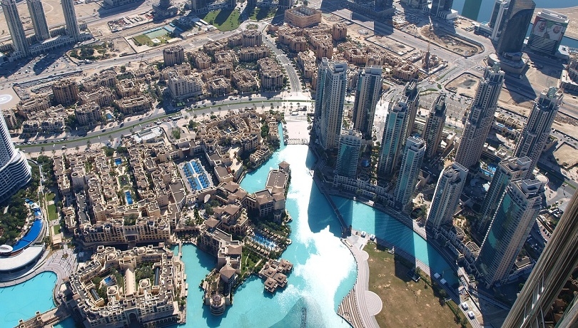 11.9 مليار دولار قيمة 5777 عقاراً في دبي تجاوز سعر بيع كل عقار منها مليون دولار Downtown Dubai. Image by Sandra from Pixabay
