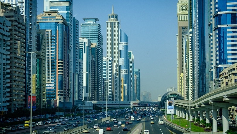 Sheikh Zayed Road. Image by snibl111 from Pixabay