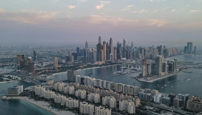 شكلت الوحدات المباعة بأسعار تجاوزت المليون دولار 35 % من اجمالي قيمة مبيعات العقارات السكنية في دبي Photo by Djimmer Koster: https://www.pexels.com
