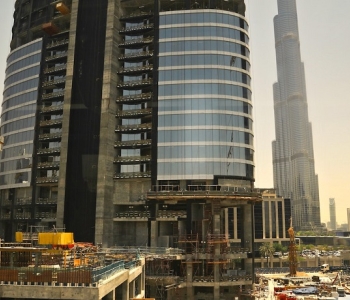 Construction site in Dubai . Photo by Andrea Piacquadio. Source : www.pexels.com