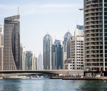 Dubai Marina. Image by B Fierz from Pixabay