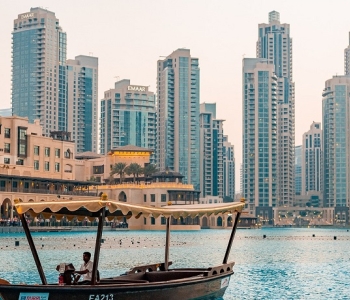 Downtown Dubai .  Image by Olga Ozik from Pixabay