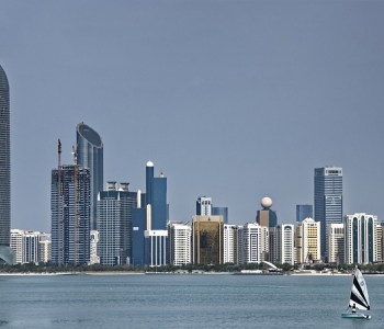 Abu Dhabi Skyline. Image by Makalu from Pixabay