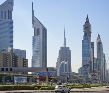 Sheikh Zayed Road. Image by Makalu from Pixabay