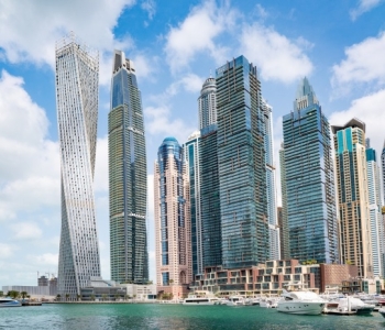 Dubai Marina. Image by Timo Volz from Pixabay