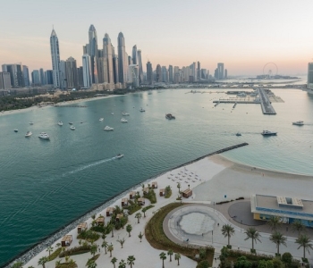 Dubai Marina. Photo by Abid  Bin Nazar : www.pexels.com